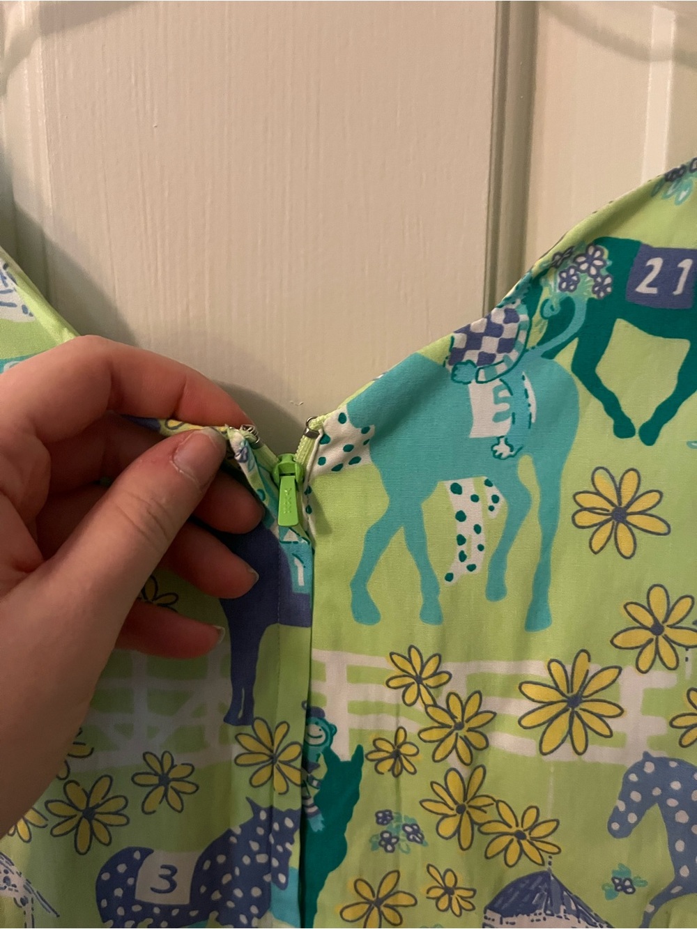 Vintage Lilly Pulitzer Kentucky Derby dress - Picture 5 of 5